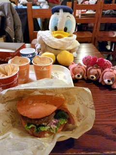 �j���[���[�N�E�f���B